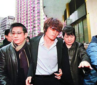情感分析：女神为何甘愿被渣男毁掉一生？_嘉待情感
