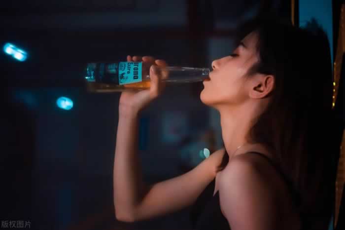 婚姻给女人带来了什么？没人说得明白_嘉待情感