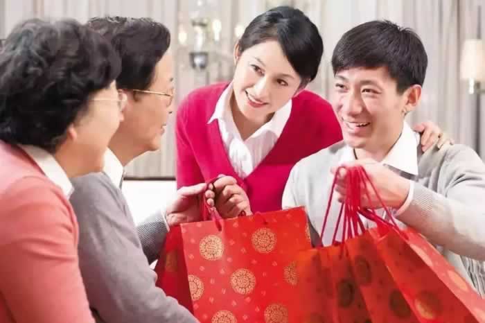 每逢佳节必吵架？夫妻如何摆脱节日魔咒_嘉待情感