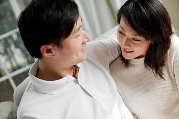 嘴软心硬的聪明女人，感情中永远不会落于下风_嘉待情感