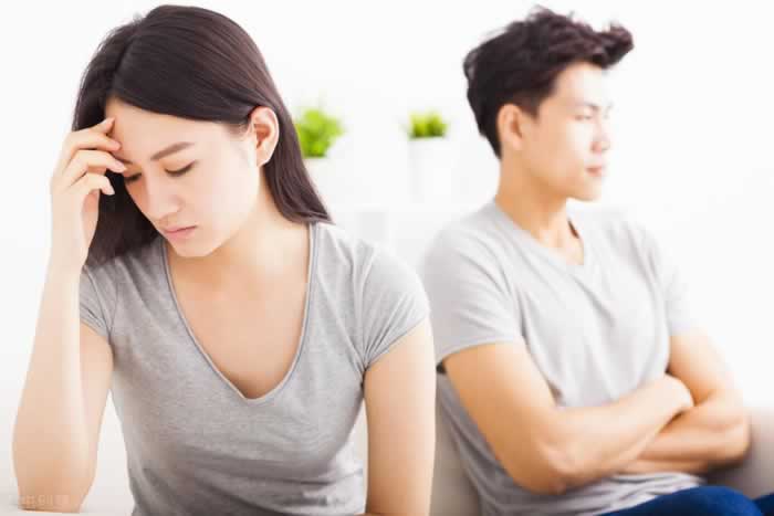 同床异梦这件事并不稀奇！婚姻里最可怕的是成为假面夫妻-挽忆情感