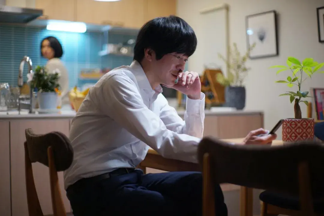 当一个女性选择成为家庭主妇，她会经历什么？_嘉待情感