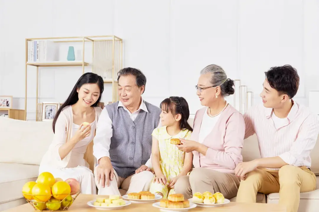 《离婚冷静期手册》NO.5丨婆媳关系处不好？多半因为你忽略了这些因素_嘉待情感