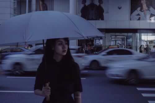 分手后还会联系，但男人迟迟不肯答应复合，他在顾虑什么？_嘉待情感挽回