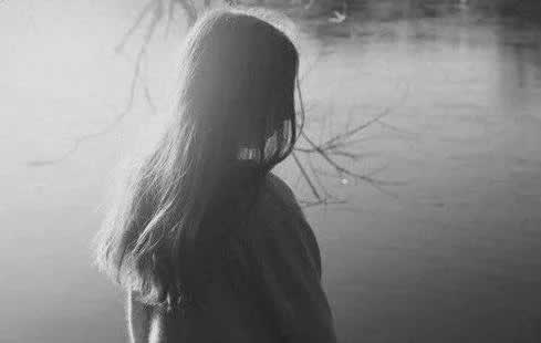 分手后，女人求复合，男人心里在想什么？_嘉待情感挽回