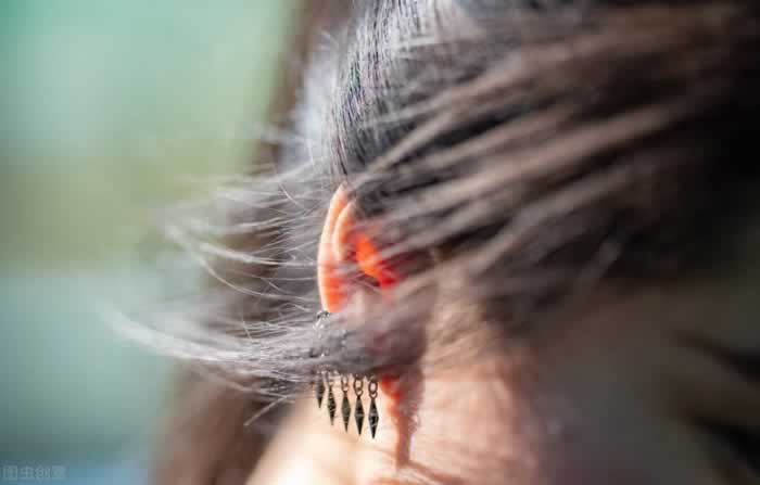 极度缺乏安全感的女人，如何挽回被自己深深伤害过的男人？_嘉待情感