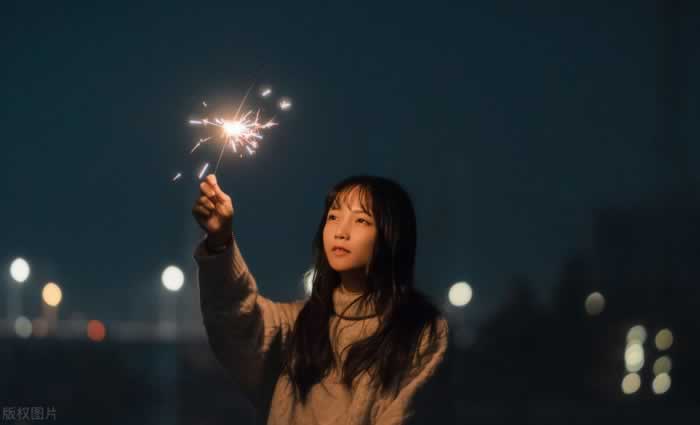 因为从小缺爱，恋爱总是用力过猛，3个方法助你改变_嘉待情感挽回