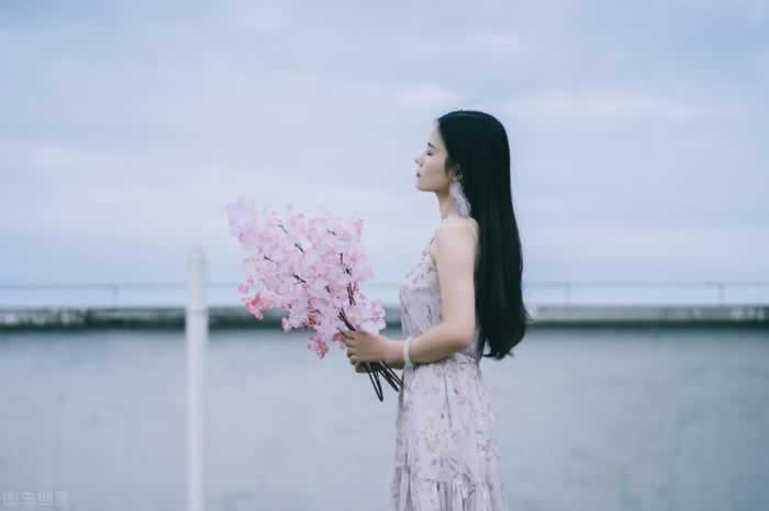 伴侣如果背叛了你，这6个反常行为，透露出他的心理_嘉待情感挽回