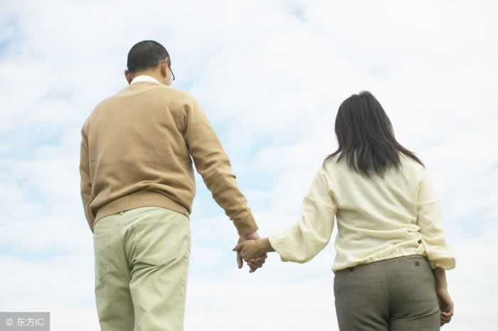 三种表现的夫妻，迟早“散伙”，很难凑合-挽忆情感
