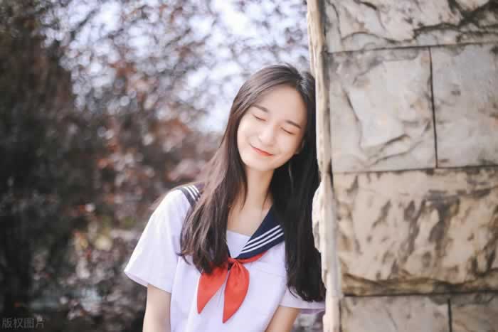 男人面对年轻女孩，会有哪些想法？_嘉待情感
