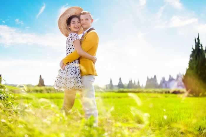 情侣吵架后该怎么处理？让你们越吵越亲密的技巧_嘉待情感
