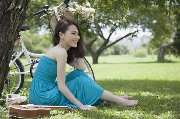 女人懂得做到这一点，90%的男人都离不开你_嘉待情感
