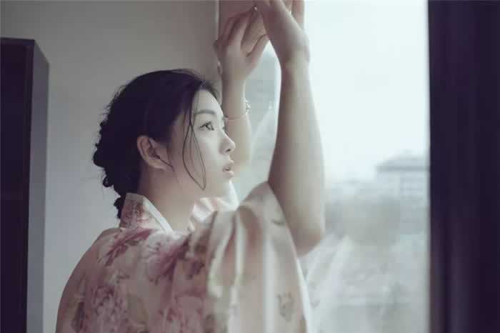 爱情中你越在意什么，什么就越折磨你！-挽忆情感