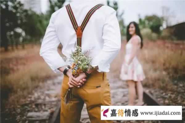 女人经常有这些表现，说明她是真的很爱你，请不要辜负她-挽忆情感