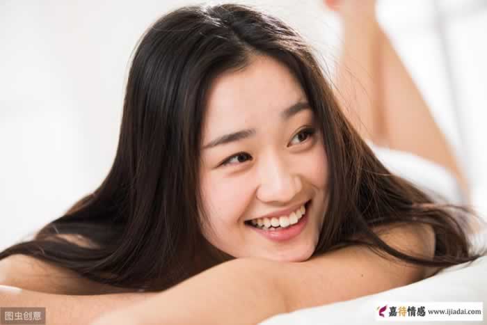 一个有钱，一个有颜值，两个女人你会怎么选？男人也一样现实_嘉待情感挽回