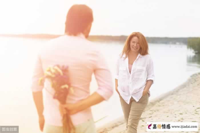 女生从不主动发微信，但是一直都会回微信，这样是什么意思？_嘉待情感